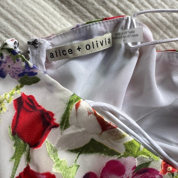 Alice + Olivia Samantha Floral Cowl Neck Dress in Flower Midi Dress - Picture 6 of 6